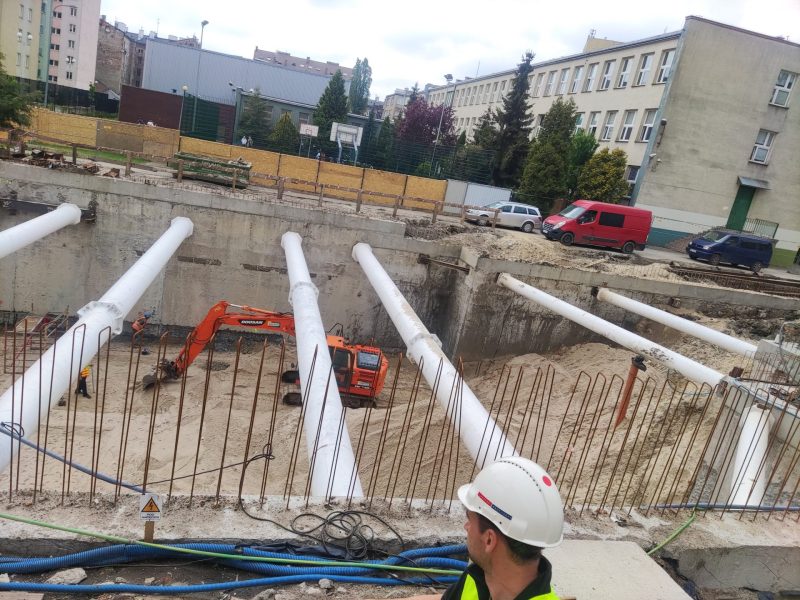 two-level underground parking — photo 4